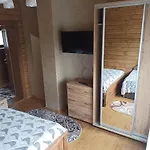 у льотчика Villa *