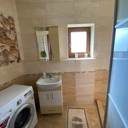 у льотчика Villa Polyana (Transcarpathia)