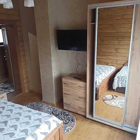 у льотчика Villa *